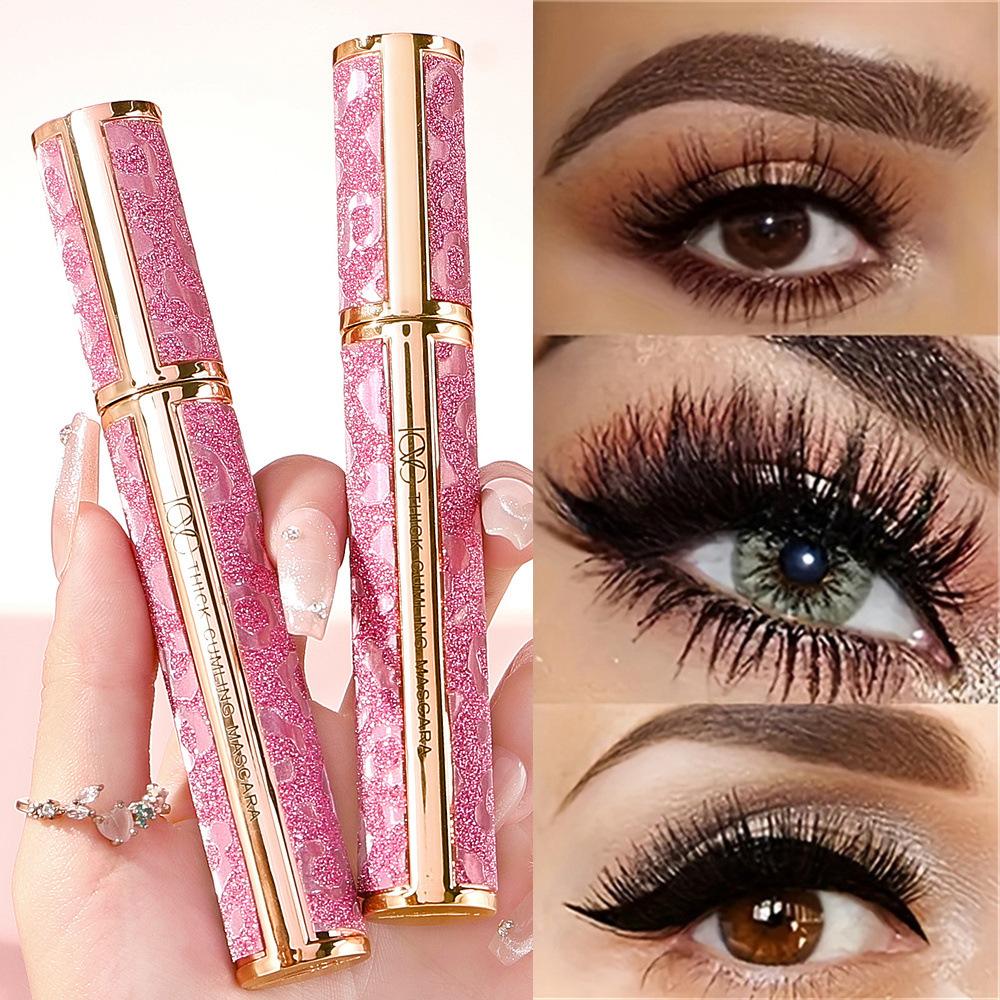 Ultra Black Curling Mascara – Long-Lasting